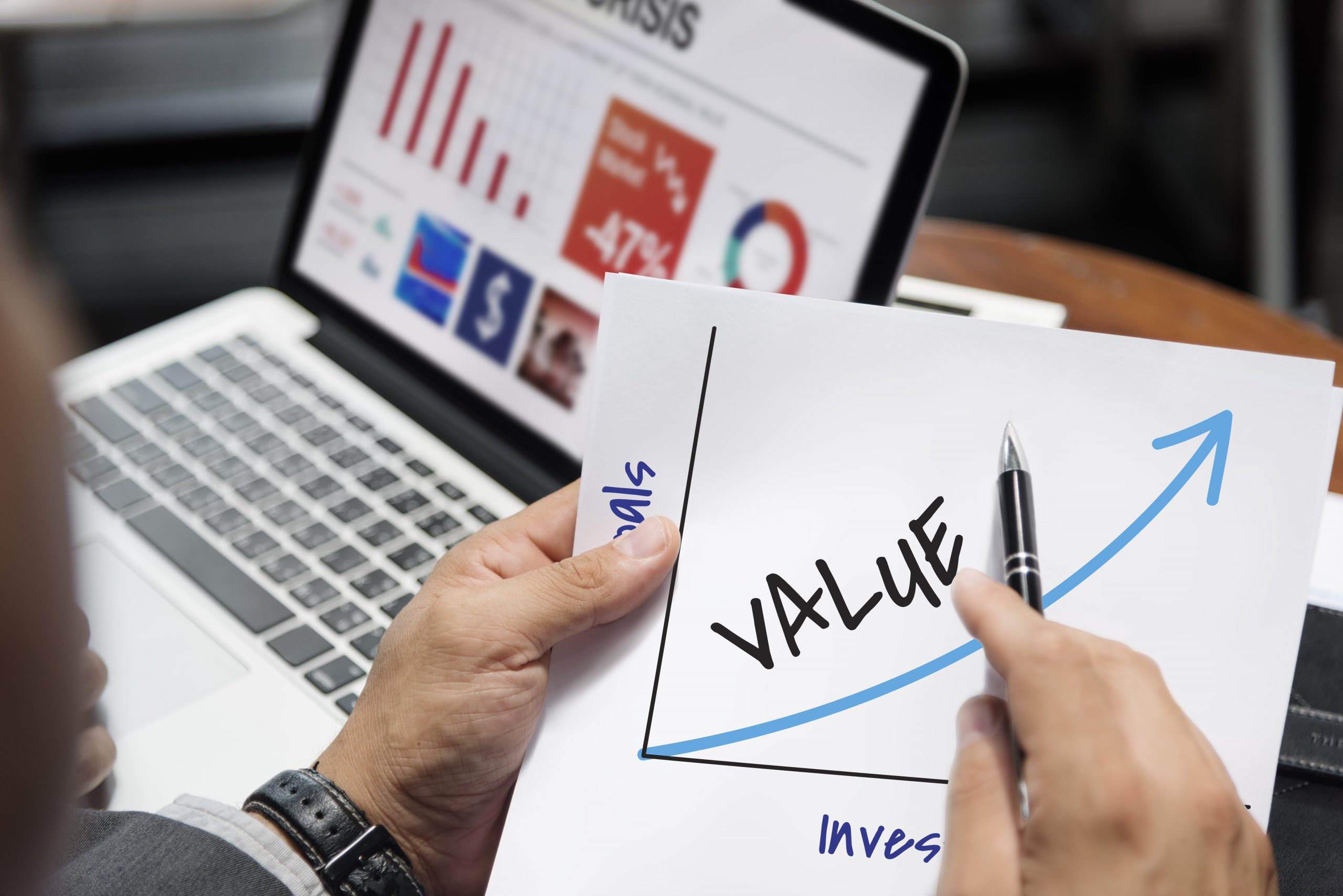 SNE: 3 "Strong Buy" Tech Stocks with PE Ratios Under 15